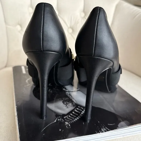 Elegant Black heels stylish modern shoes