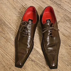 Elegant Brown Leather Men's Shoes