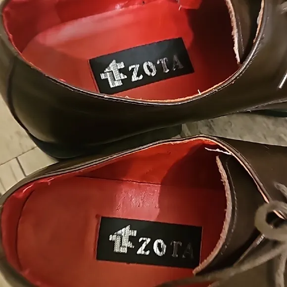Elegant Brown Leather Men's Shoes