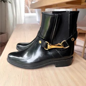 EUC Burberry Ackmar Ankle Rain Boots - 36 (6 US)