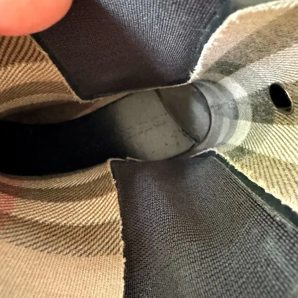 EUC Burberry Ackmar Ankle Rain Boots - 36 (6 US)
