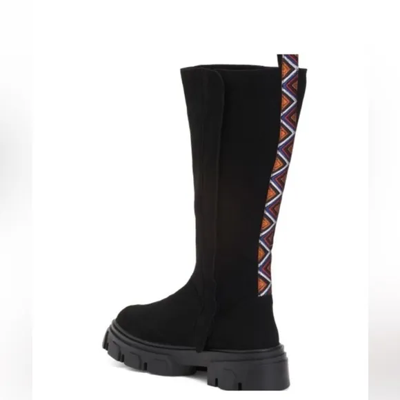 FARM Rio Boots Women's 7.5 Black Tall Suede LugSole Boots with Embroidery NWOT