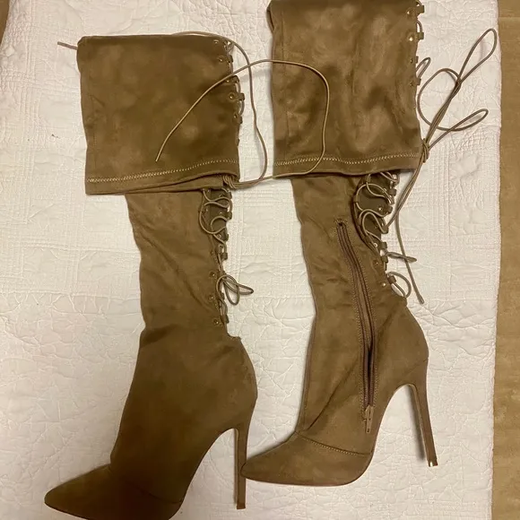 Faux suede back studded lace up pointy toe boots