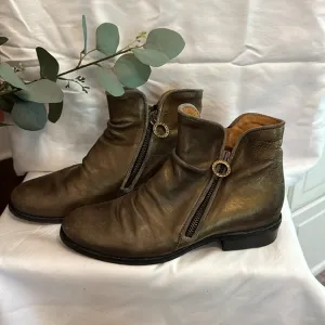 Fiorentini   Baker | mono | genuine leather | bronze | side zippers | 6.5 |boots