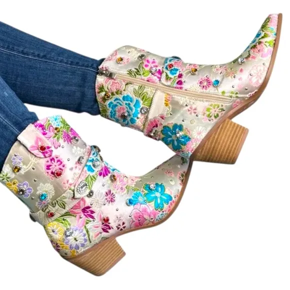 Florence Floral Rhinestone Embellished Cowgirl Boots, Sz: 8