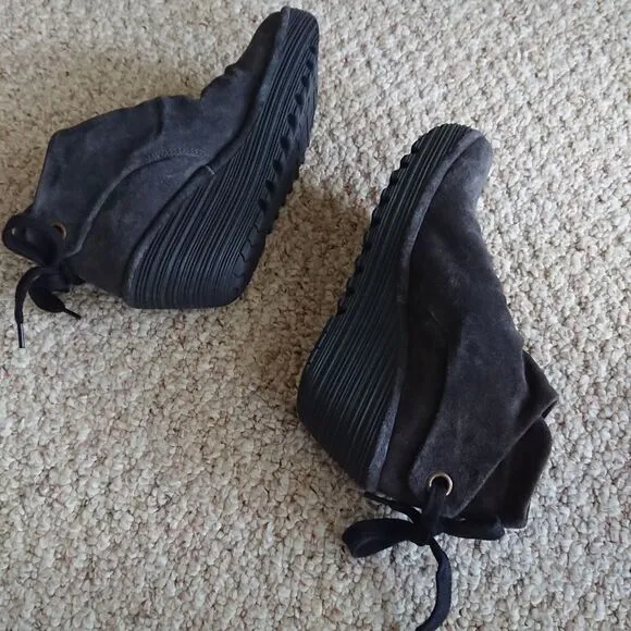 Fly London Yebi Ruched Suede Wedge Booties Shoes Gray Size 37