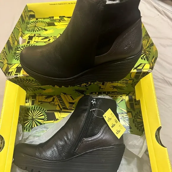 Fly London Yip Black Leather Zipped Wedge Round Toe Ankle Booties