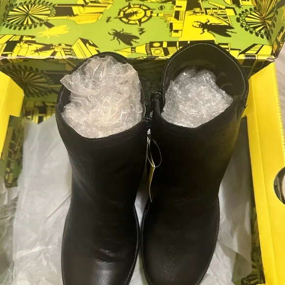 Fly London Yip Black Leather Zipped Wedge Round Toe Ankle Booties