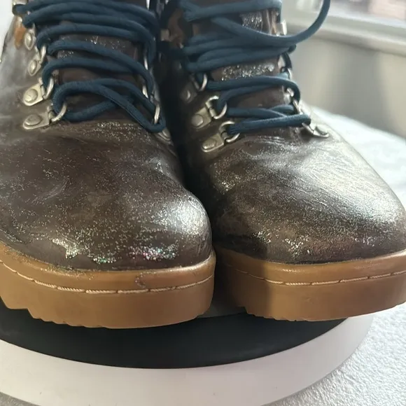 Forsake Hiking Shoe Boot Women’s 10 Brown Leather Glitter Overlay