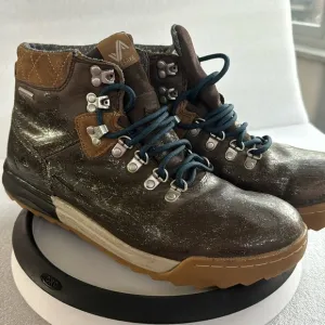 Forsake Hiking Shoe Boot Women’s 10 Brown Leather Glitter Overlay
