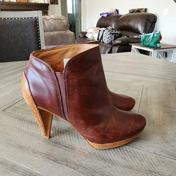 Fossil Leather Ankle Boots