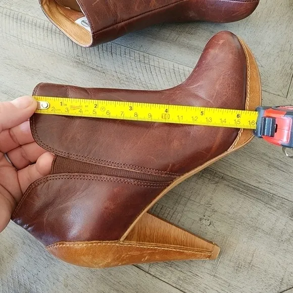 Fossil Leather Ankle Boots