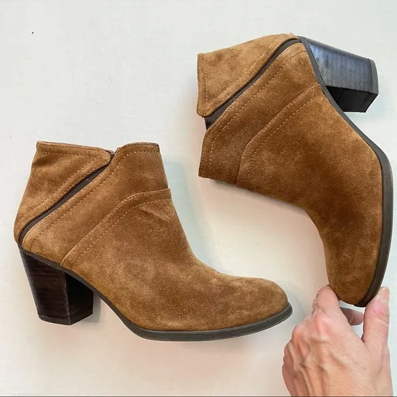 Franco Sarto Domino Suede Brown Tan Ankle Boots Size 6.5