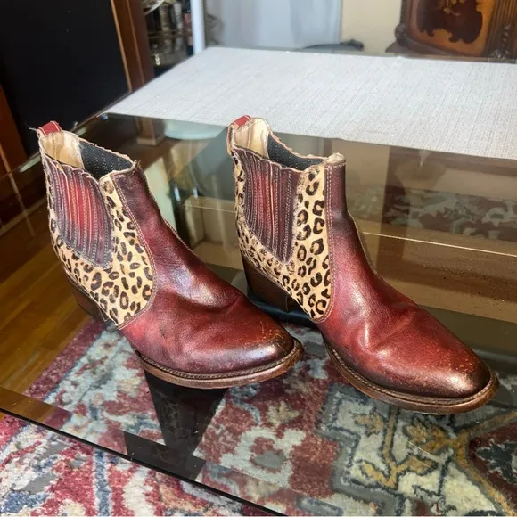 FREE BIRD By Steven  Print Leather Ankle Boots, pre loved 🥰