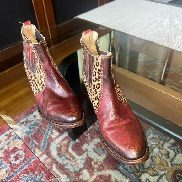 FREE BIRD By Steven  Print Leather Ankle Boots, pre loved 🥰