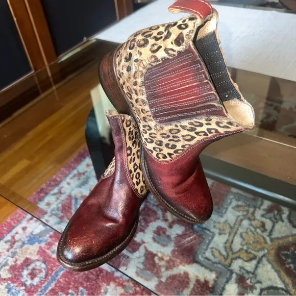 FREE BIRD By Steven  Print Leather Ankle Boots, pre loved 🥰