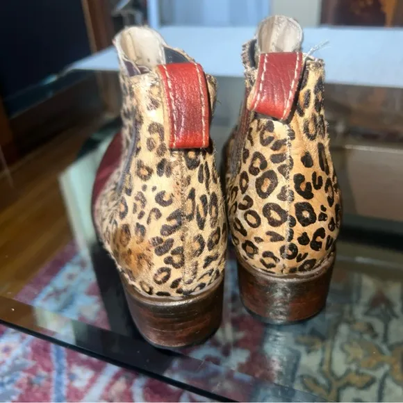 FREE BIRD By Steven  Print Leather Ankle Boots, pre loved 🥰