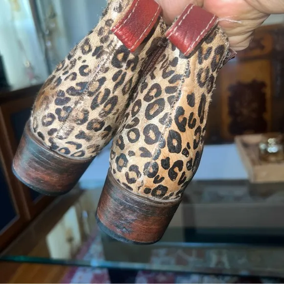 FREE BIRD By Steven  Print Leather Ankle Boots, pre loved 🥰