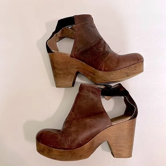 Free People Amber Orchard Clog size 38 or 7.5