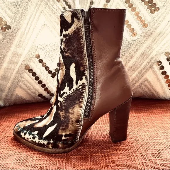 Free People Baroness Calf Hair Leather Leopard Print Booties in Brown 37 EUC
