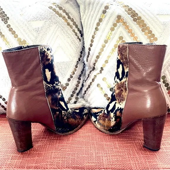 Free People Baroness Calf Hair Leather Leopard Print Booties in Brown 37 EUC