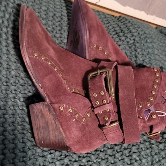 Free People Billy Western Studded Boots‎ Size 7.5 Brandy Wine
