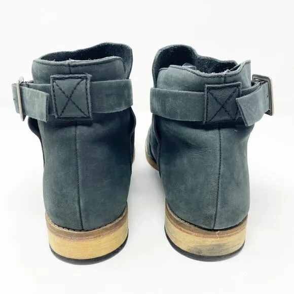 Free People Gray Nubuck Leather Ankle Boots Women's EU Size 39 Made in India EUC