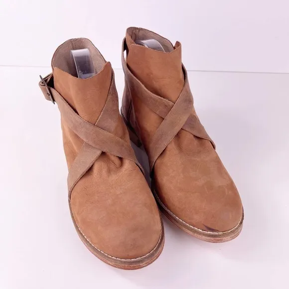 Free People Las Palmas Taupe Brown Ankle Booties Boots Leather Women's 39 US 9