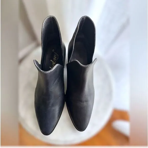 Free People Leather Charm Double V Ankle Boots Size 38.5