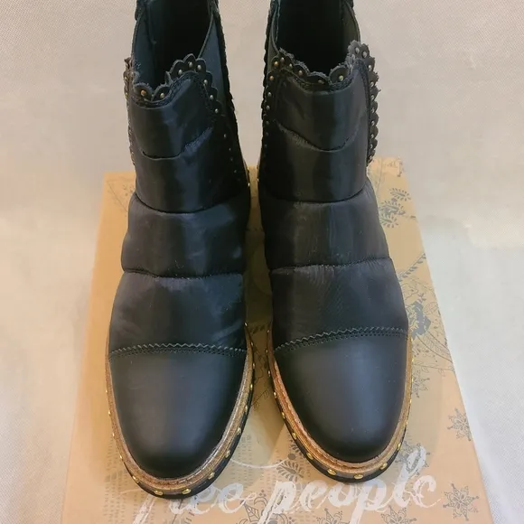 Free People Women's Atlas Puffer Chelsea Boot Sz 36 &amp; 40
