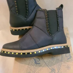 Free People Women's Atlas Puffer Chelsea Boot Sz 36 &amp; 40