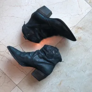 Free People Women’s Black Ankle Boots