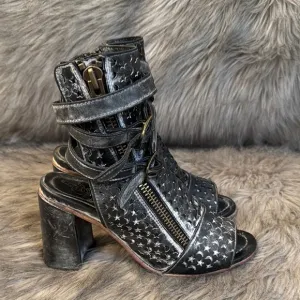 Freebird Black Heeled Leather Shoes with Chunky Heel and Buckle Straps Size 10