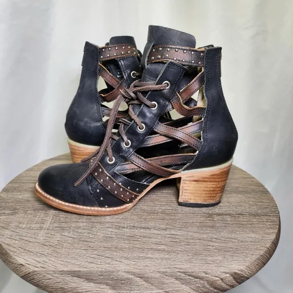 Freebird Cheyenne Multi Strap Lace-Up Leather Bootie Sandals Sz 9 Festival