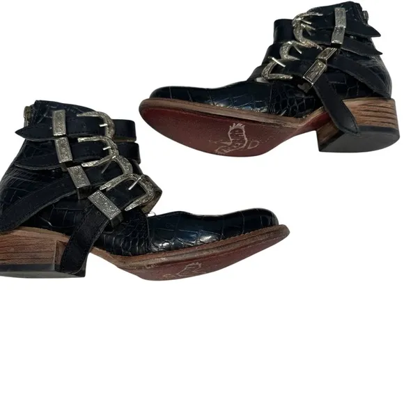 Freebird Rare Scarlett Black Croco Shoes Booties Leather Western 6 with Box