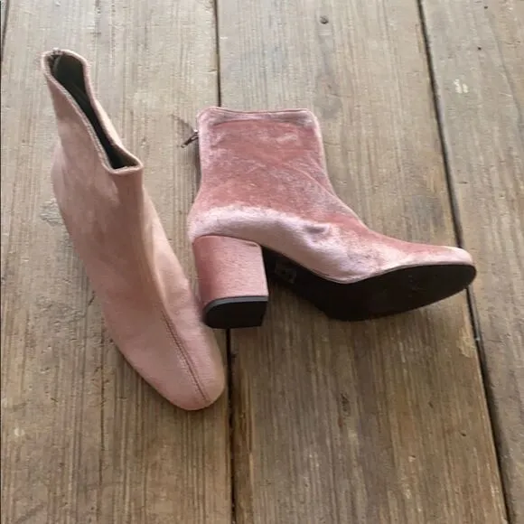 Free People velvet boots NWOB
