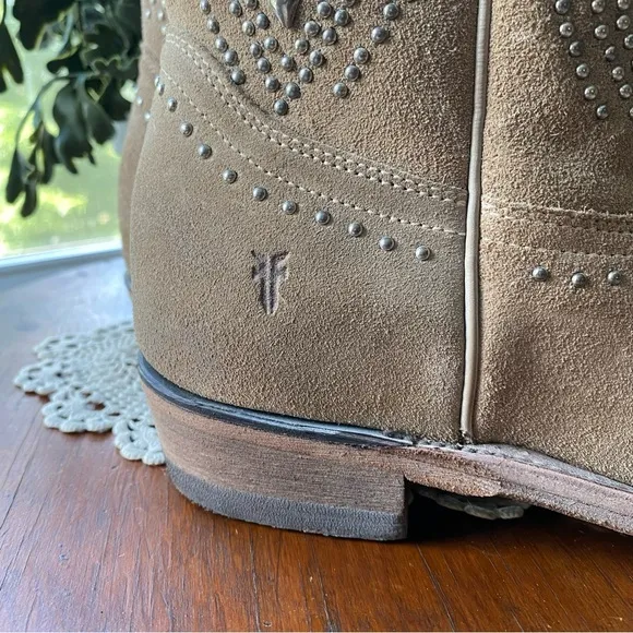 Frye “Billy” Western Tan Suede with Decorative Stitching &amp; Grommets NWOT