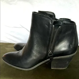 Frye black leather ankle boots size 8.5