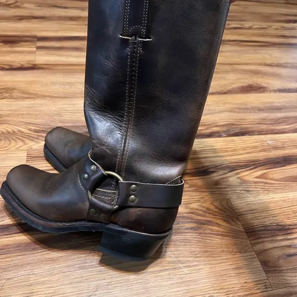 Frye Boots 12R Belted Harness Boots 77250-2 Square Toe Women’s Size 5 1/2