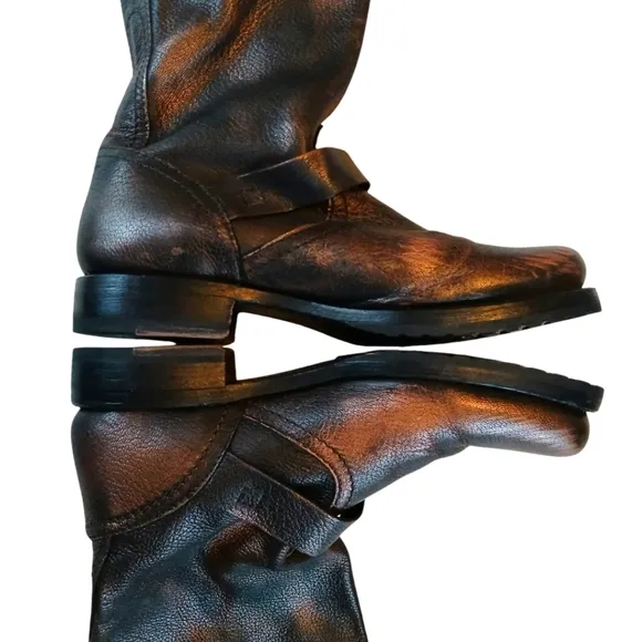 Frye Boots Italian Leather Antiqued Metallic Hardware Rounded Toe Rubber Soles
