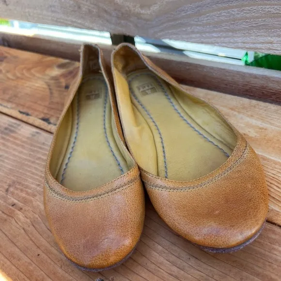 Frye Carson Ballet Flat Cognac Brown Leather Shoes