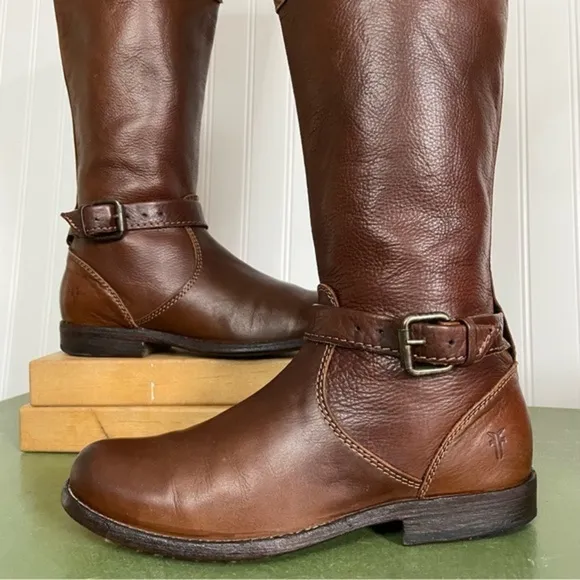 Frye PHILLIP Riding Boots in Cognac Pebbled Leather