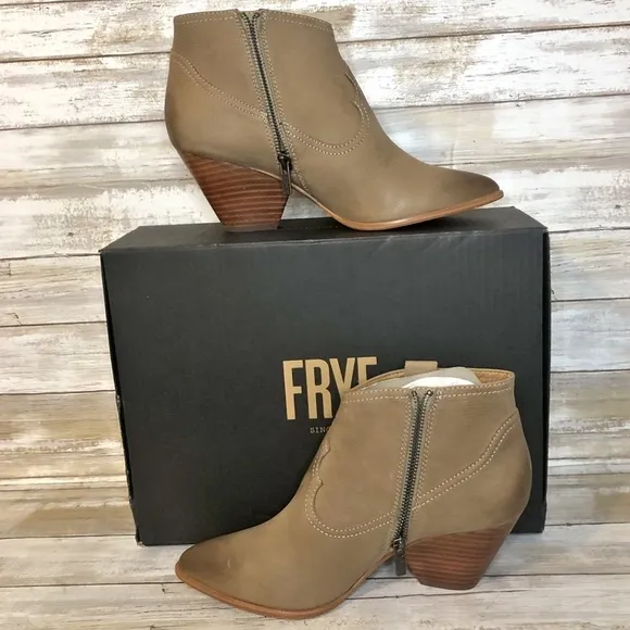 Frye Reina Side Zip Western Ankle Bootie in Ash Ombre Distressed Size 9.5M