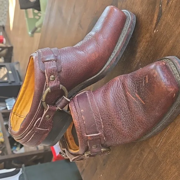Frye Russet Pebble Saddle Leather Mules Womens Size 7.5 Made In The USA