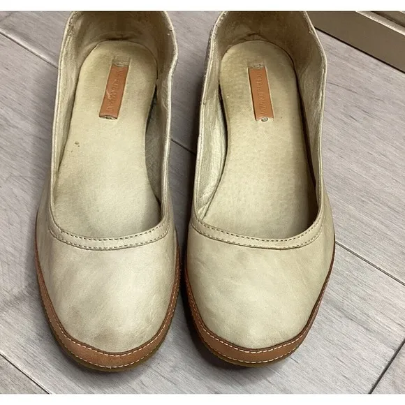 FRYE Tegan Ballet Flats shoes slip on loafers tan  leather 7 M