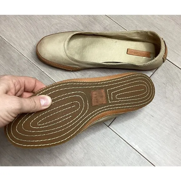 FRYE Tegan Ballet Flats shoes slip on loafers tan  leather 7 M