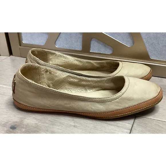 FRYE Tegan Ballet Flats shoes slip on loafers tan  leather 7 M