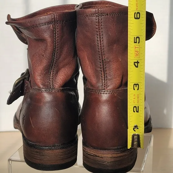 Frye Veronica Distressed Leather Brown Motorcycle Buckled Short Bootie Size 8B