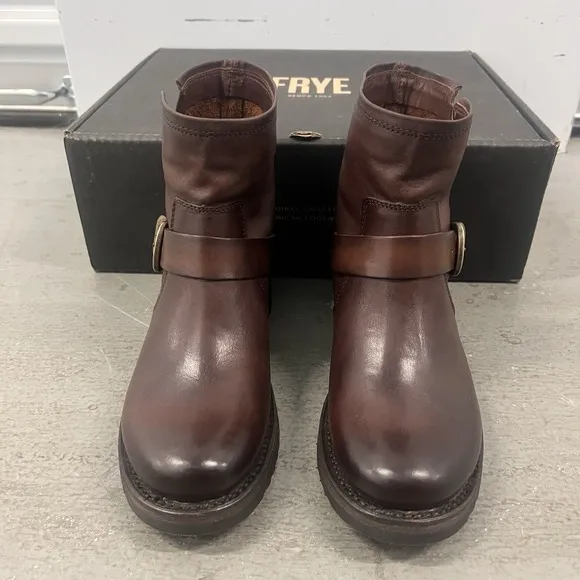 Frye Veronica Short Women's Size 6 Tan Motorcycle Riding Boots Equestrian