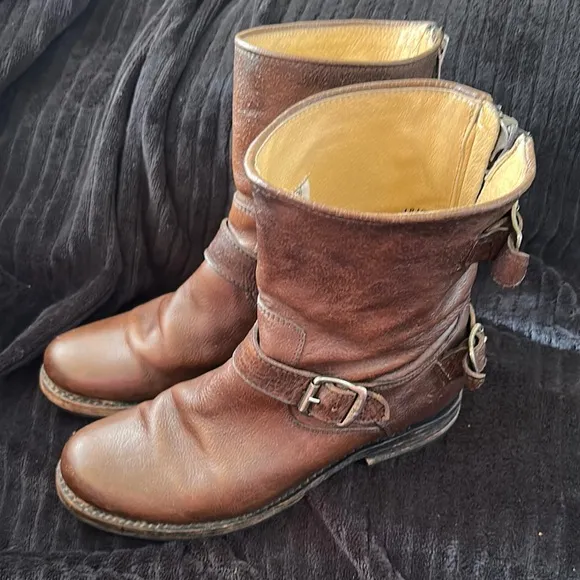 Frye Veronica Short Women's Size 8M Brown Motorcycle Boots EUC Moto Boot $298